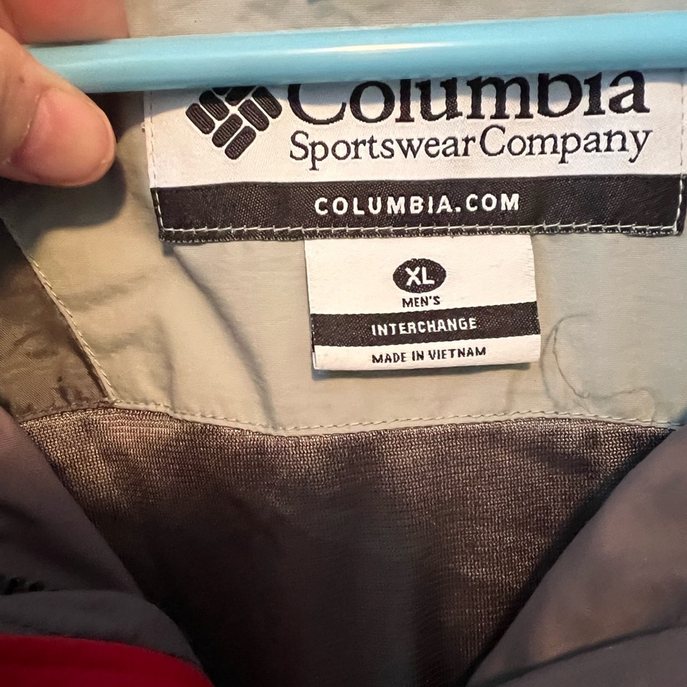 Columbia Men’s XL interchange Omni tech lined windbreaker. Grey and red. Zip up - Picture 4 of 15